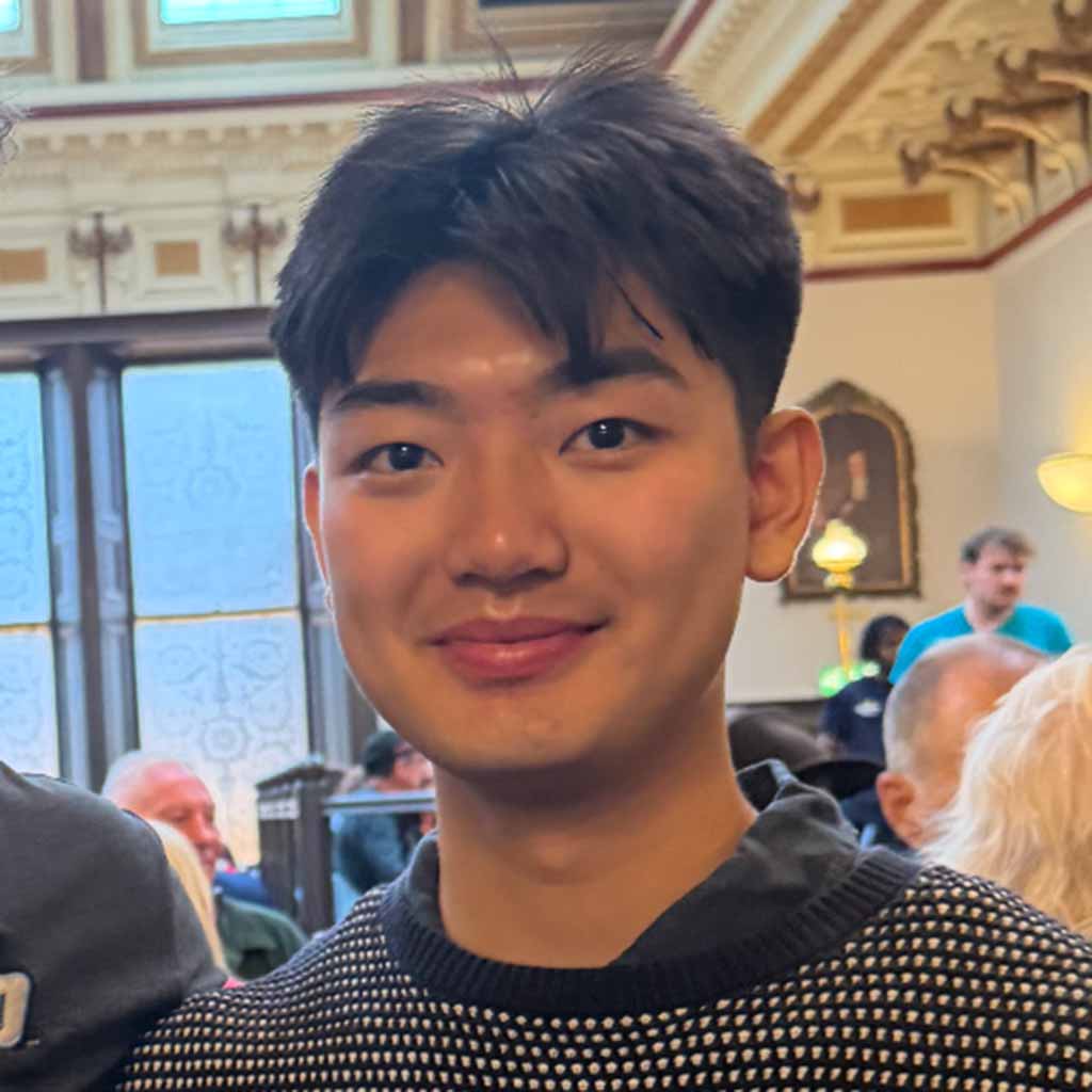 Richard Zhang '28